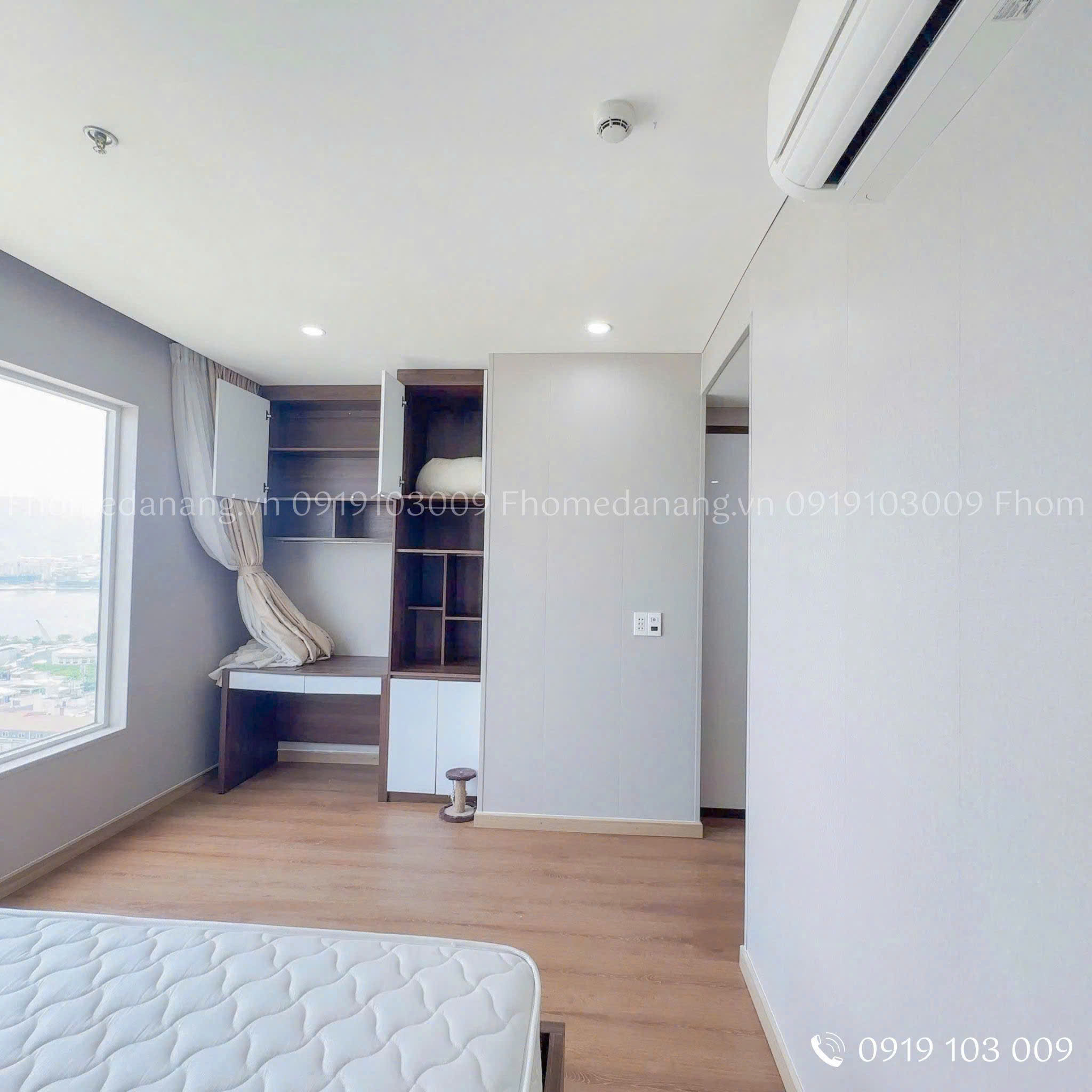 319df090-ffd4-4cc5-9e2a-543a835a7482 319df090-ffd4-4cc5-9e2a-543a835a7482